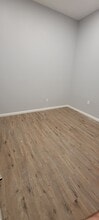 219 Monticello Ave, Jersey City, NJ à louer Photo intérieure– Image 2 sur 9