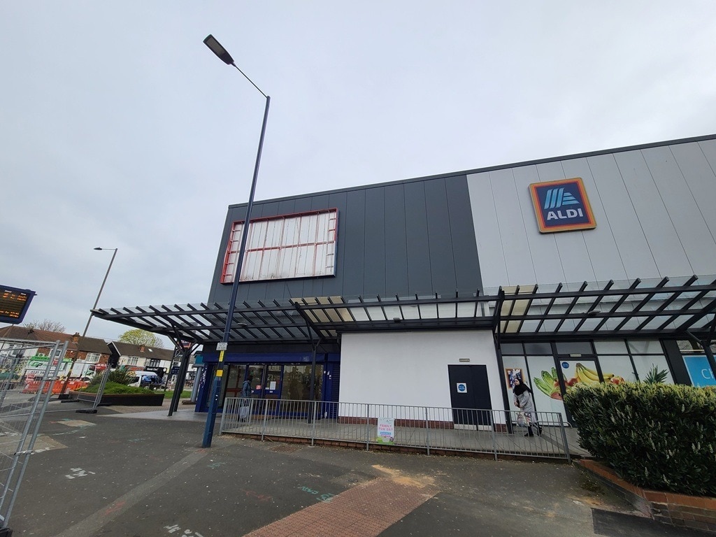 Stechford Ln, Birmingham à louer Photo de l’immeuble– Image 1 sur 4