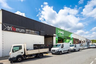 Plus de détails pour Industriel/Logistique à louer