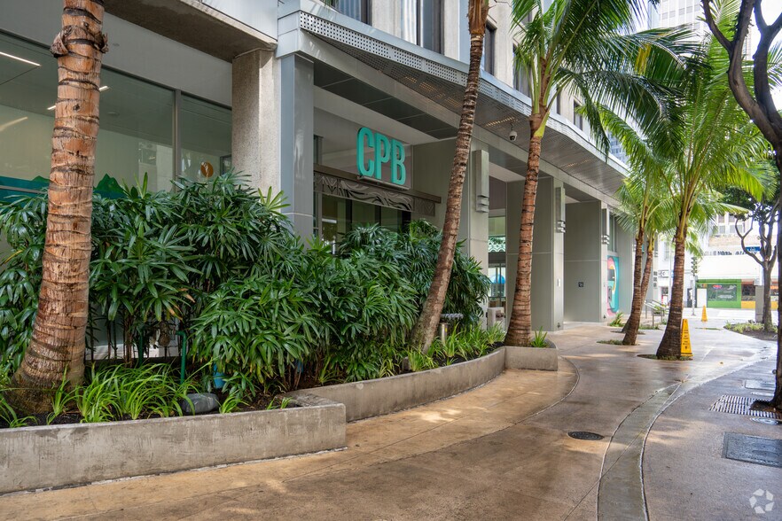 220 S King St, Honolulu, HI à louer - Photo de l’immeuble – Image 2 sur 5