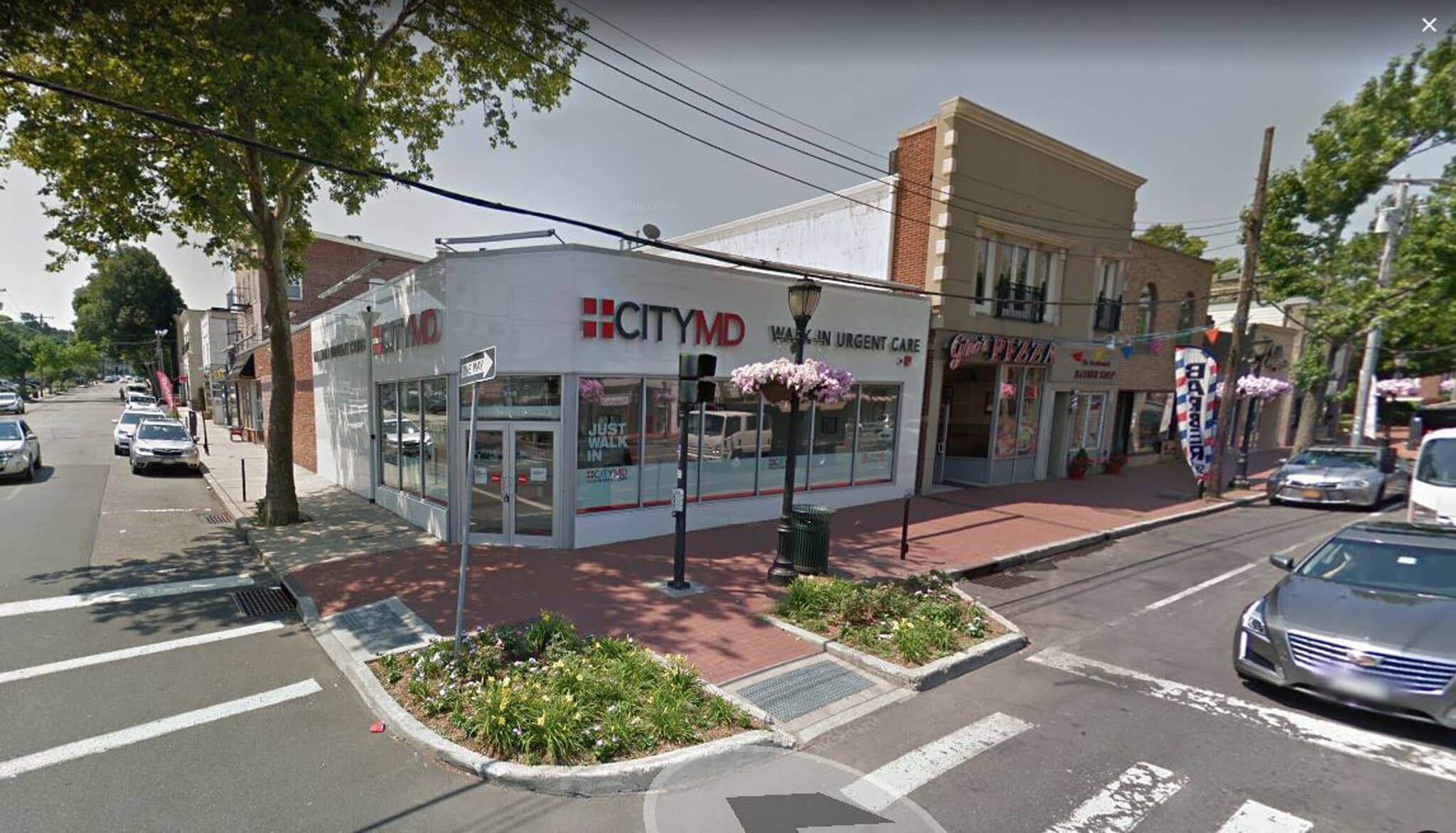 314 Main St, Huntington, NY à louer Photo de l’immeuble– Image 1 sur 2