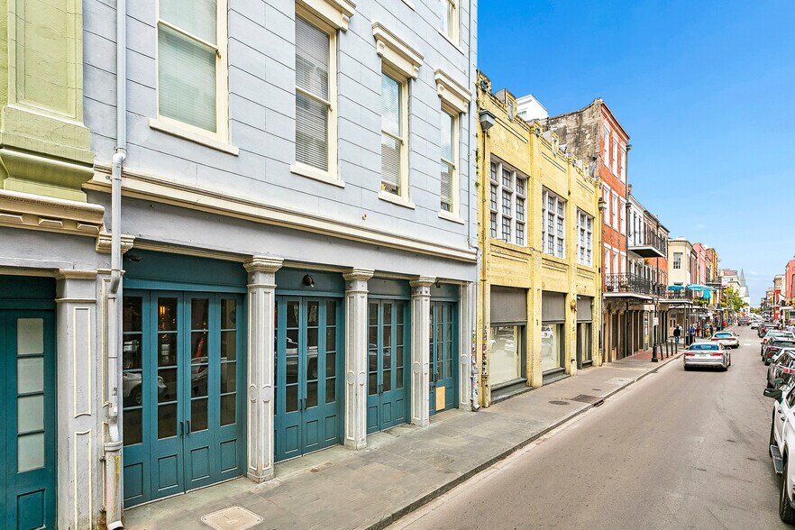 225 Chartres St, New Orleans, LA à louer - Photo de l’immeuble – Image 2 sur 12