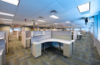 3620 Queen Palm Dr, Tampa, FL à vendre Photo intérieure– Image 1 sur 7