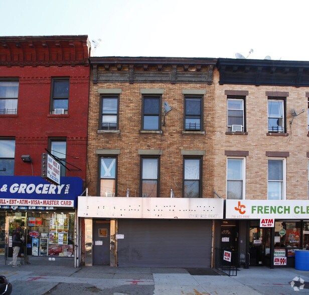 385 Nostrand Ave, Brooklyn, NY à louer - Photo de l’immeuble – Image 2 sur 24