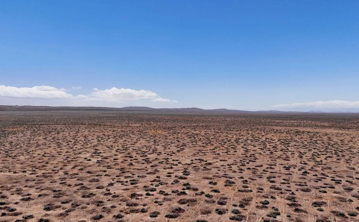 Section 14 & Section 22 Township 32 S Range 40 E, California City, CA à vendre Aérien– Image 1 sur 5