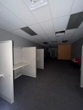 9527 Regency Square Blvd, Jacksonville, FL à louer Photo intérieure– Image 2 sur 5