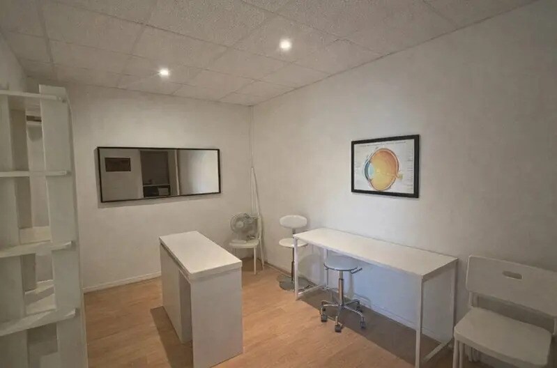 Bureau dans Nîmes à louer - Photo intérieure – Image 3 sur 7
