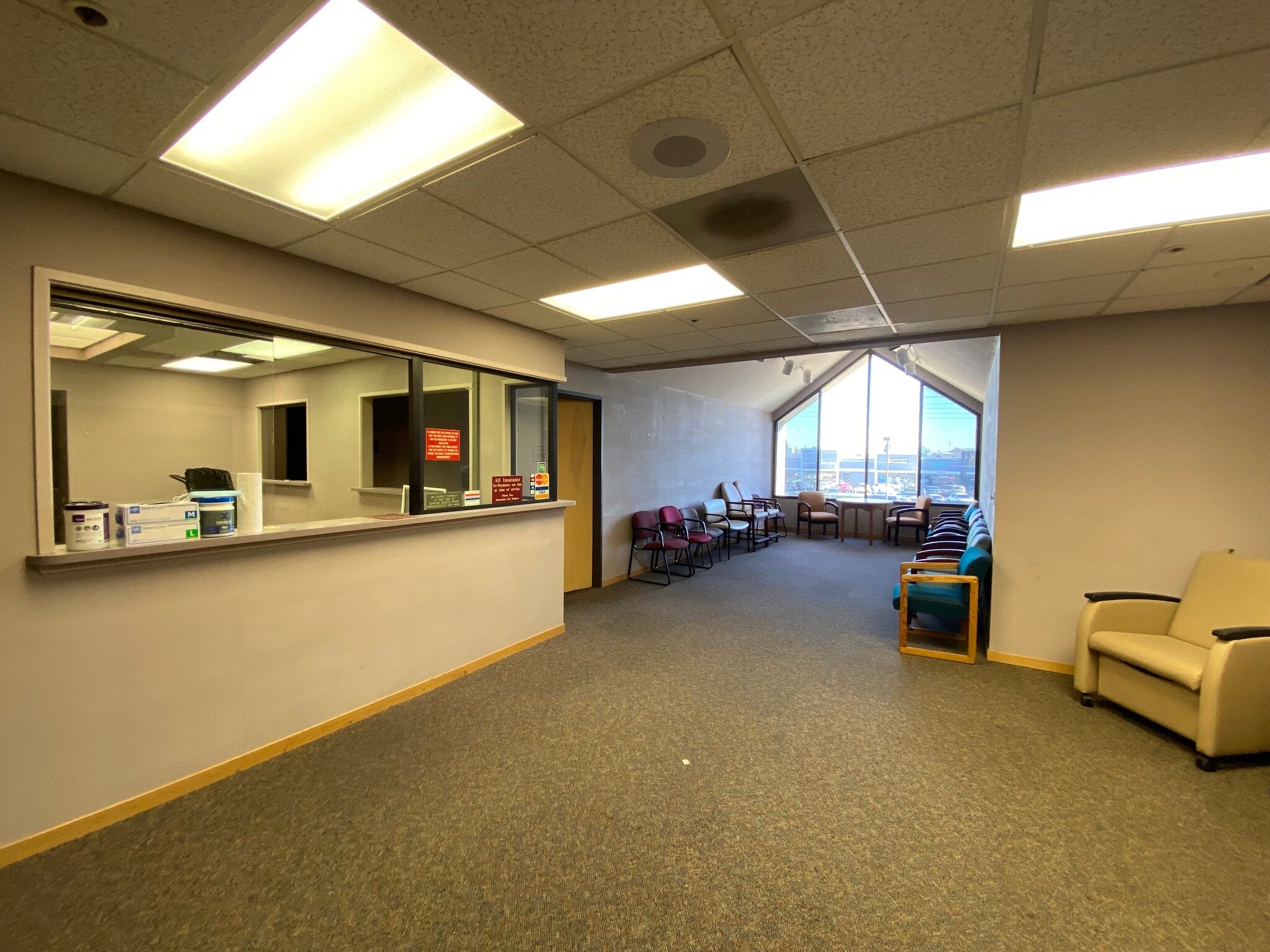 1421 Oakdale Rd, Modesto, CA à louer Photo intérieure– Image 1 sur 15