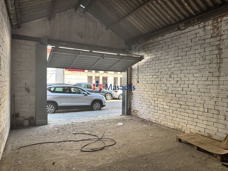 Industriel/Logistique dans Terrassa, Barcelona à vendre - Photo de l’immeuble – Image 1 sur 3