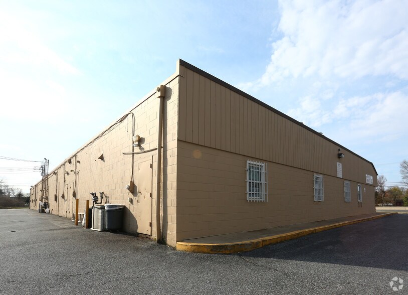 175 S Route 73, West Berlin, NJ à louer - Photo de l’immeuble – Image 3 sur 4