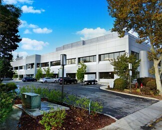 Plus de détails pour 3350 W Bayshore Rd, Palo Alto, CA - Local d'activités à louer