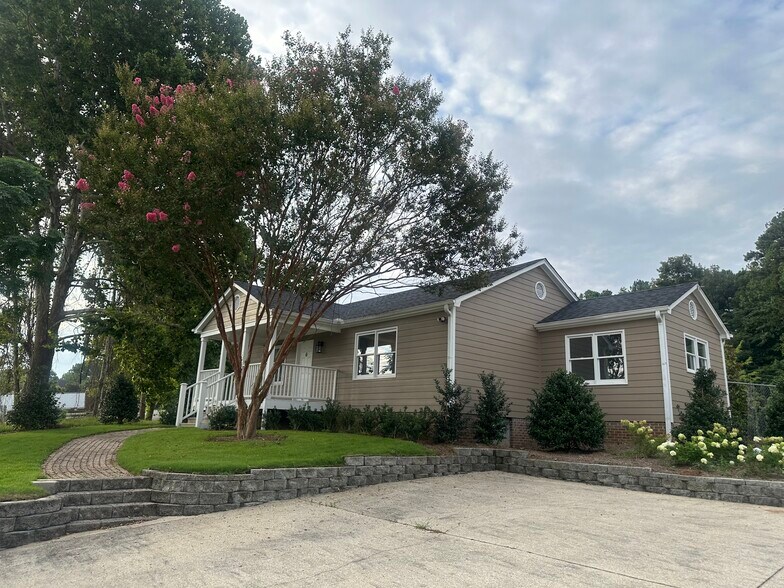 3205 Pipe Line Rd, Vestavia, AL à louer - Photo de l’immeuble – Image 2 sur 5