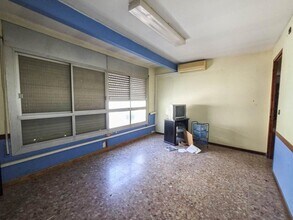 Bureau dans Barberà del Vallès, Barcelona à louer Photo intérieure– Image 2 sur 4