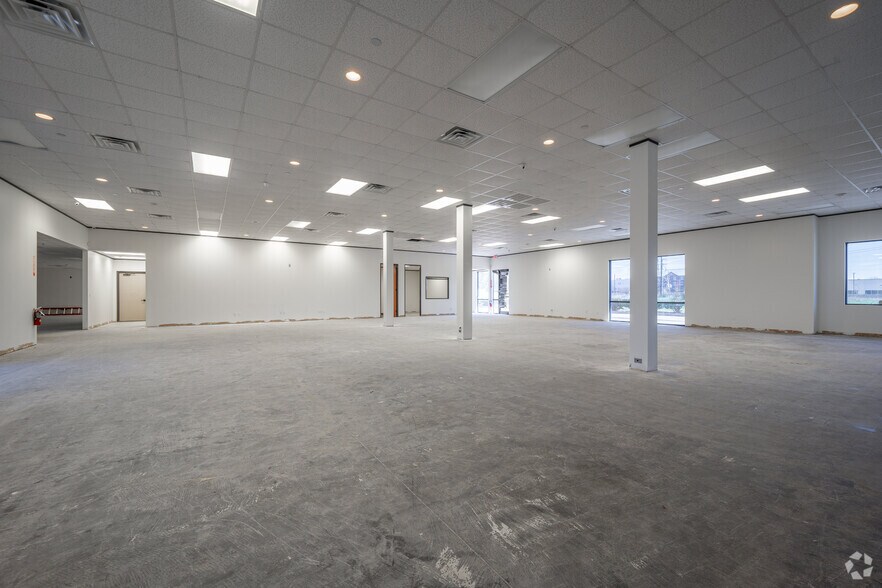 20320 Northwest Fwy, Houston, TX à louer - Photo intérieure – Image 2 sur 19