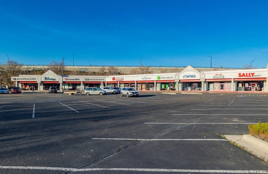 2655-2789 S Broadway Ave, Boise, ID à louer - Photo de l’immeuble – Image 1 sur 10