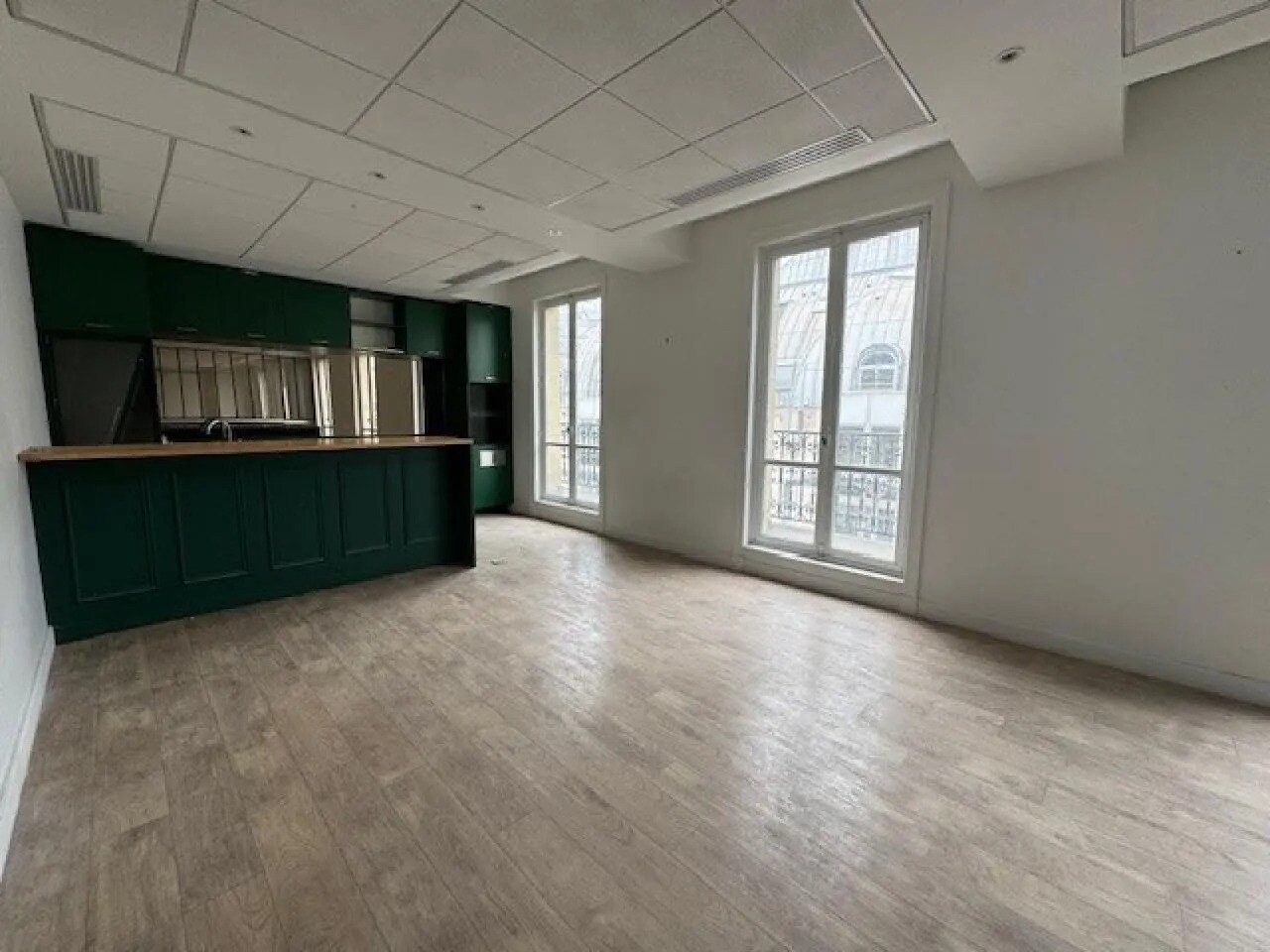 7 Rue Drouot, Paris à louer Photo de l’immeuble– Image 1 sur 7