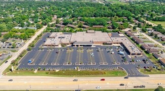 Plus de détails pour 2579-2601 Mulford Rd N, Rockford, IL - Local commercial à louer