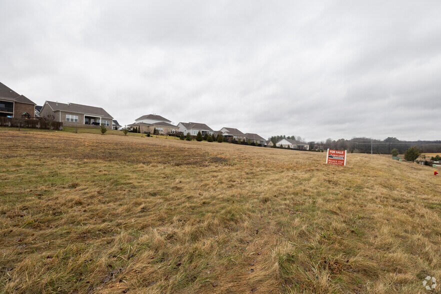 Stephen P Yokich Pky, Spring Hill, TN à vendre - Photo principale – Image 1 sur 1