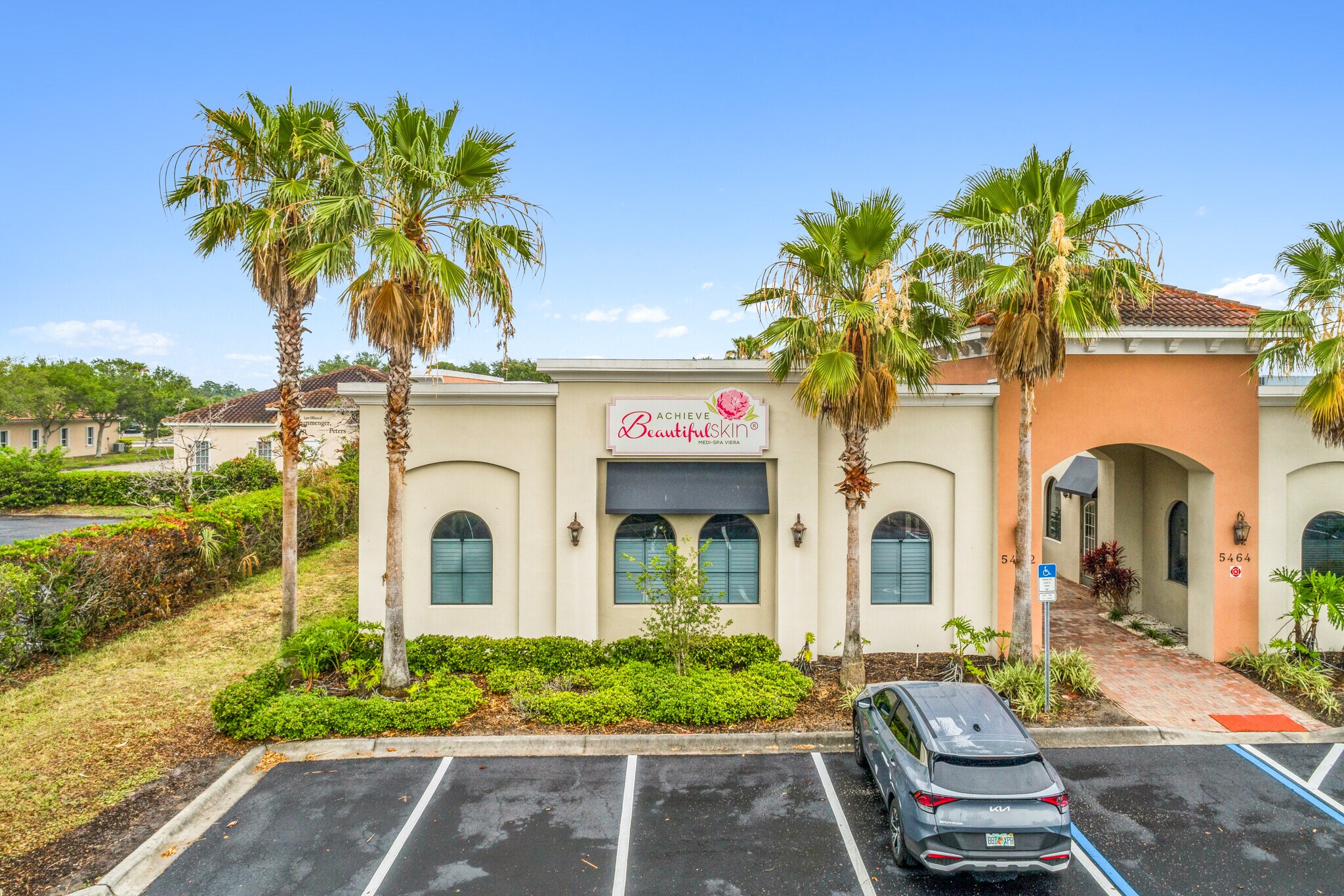 5460-5466 Village Dr, Rockledge, FL à louer Photo principale– Image 1 sur 28