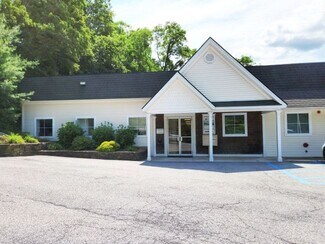 Plus de détails pour 6 Old North Plank Rd, Newburgh, NY - Bureau/Médical à louer