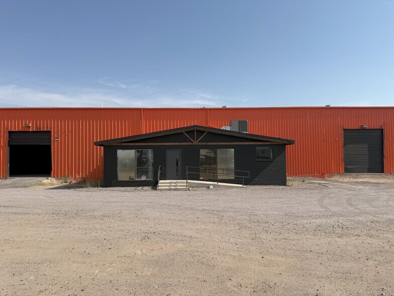 3200 W Picacho Ave, Las Cruces, NM à louer - Photo principale – Image 1 sur 12