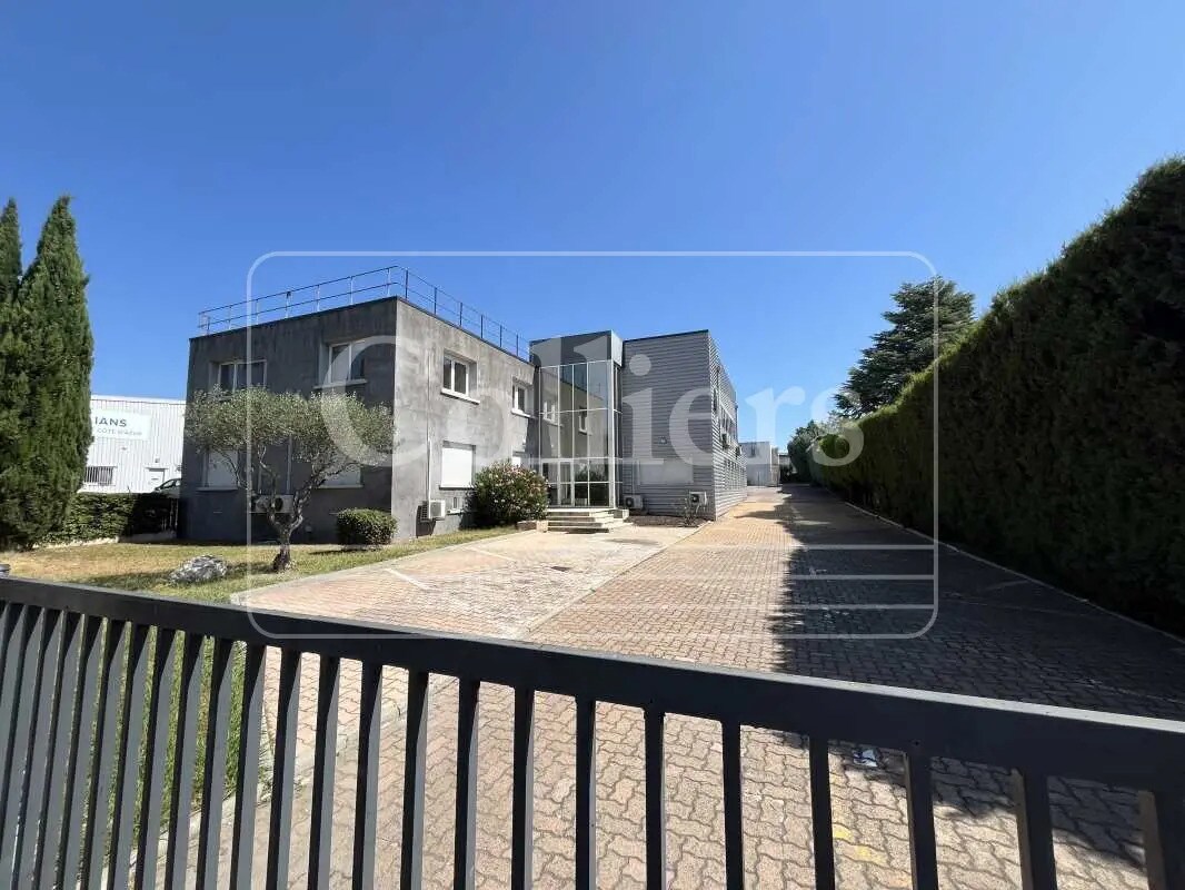 815 Rue André Ampère, Aix-en-Provence à louer Photo de l’immeuble– Image 1 sur 16