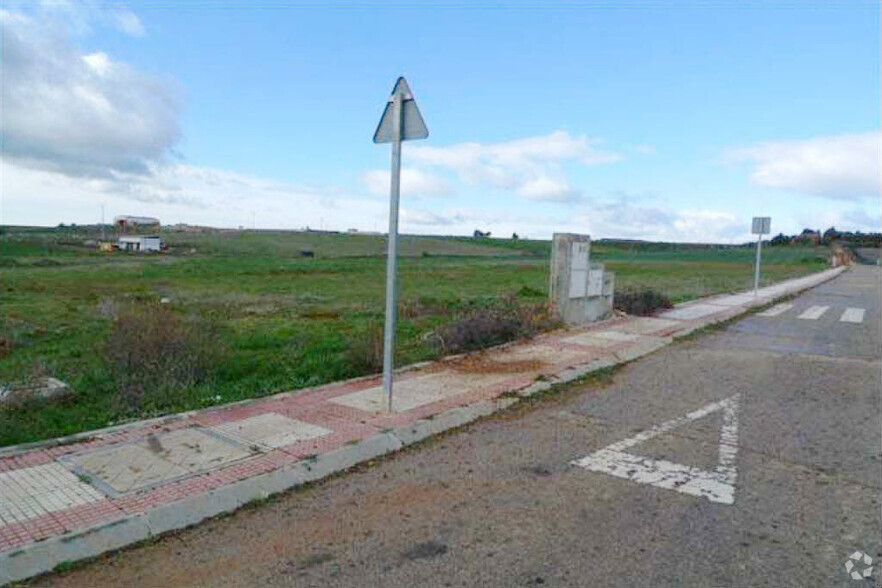 Terrain dans Fontanar, Guadalajara à vendre - Photo principale – Image 1 sur 2