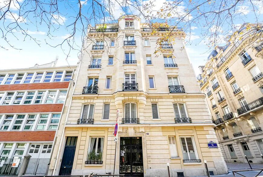 Bureau dans Paris à louer - Photo de l’immeuble – Image 1 sur 12