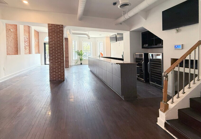 1736 Connecticut Ave NW, Washington, DC à louer - Photo de l’immeuble – Image 2 sur 7