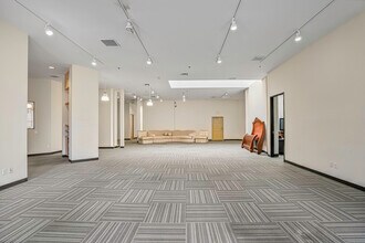 400-426 E St, San Diego, CA à vendre Photo intérieure– Image 2 sur 8