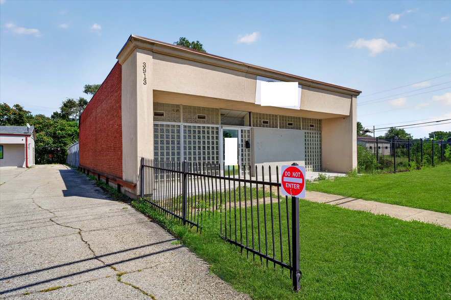 3913 N Keystone Ave, Indianapolis, IN à vendre - Photo de l’immeuble – Image 2 sur 8