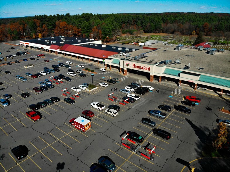 77 Derry St, Hudson, NH à louer - Photo de l’immeuble – Image 3 sur 9
