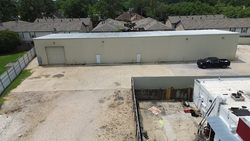 2215 King Arthur Blvd, Baton Rouge, LA à vendre - Photo de l’immeuble – Image 3 sur 10