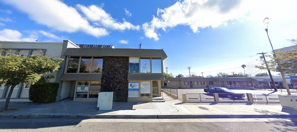 416 S Rosemead Blvd, Pasadena, CA à louer - Photo de l’immeuble – Image 3 sur 3