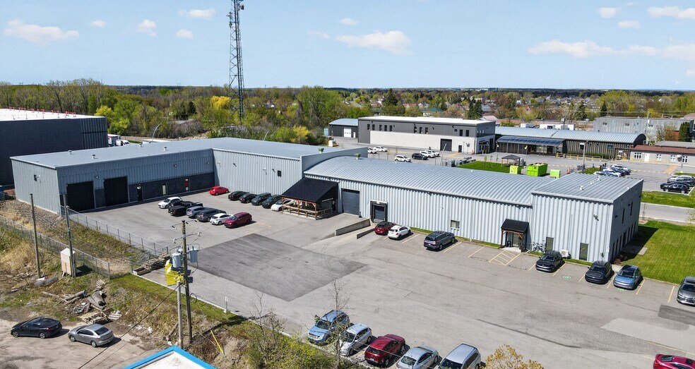 425 Boul Ford, Châteauguay, QC à vendre - Photo de l’immeuble – Image 3 sur 12