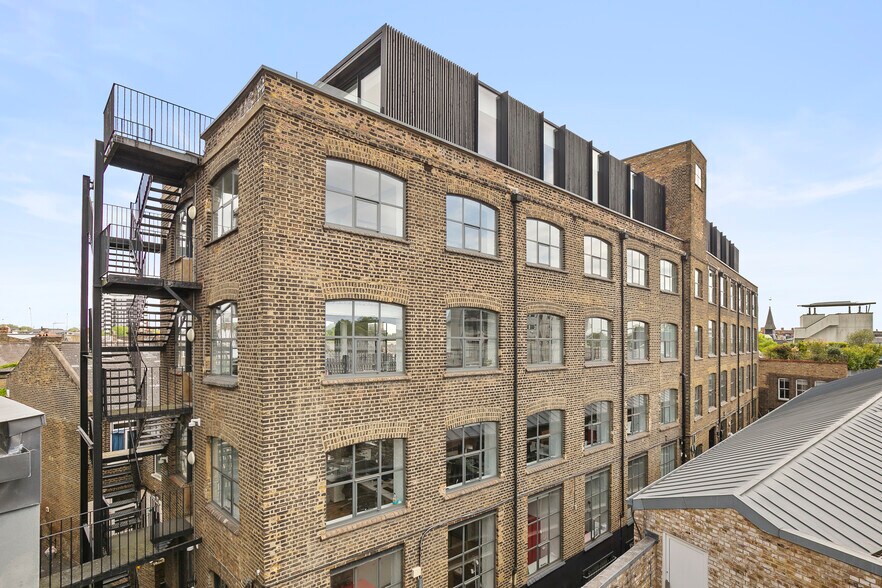 Perren St, Londres à louer - Photo de l’immeuble – Image 1 sur 18
