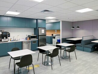 Plus de détails pour 302 E Carson Ave, Las Vegas, NV - Coworking à louer