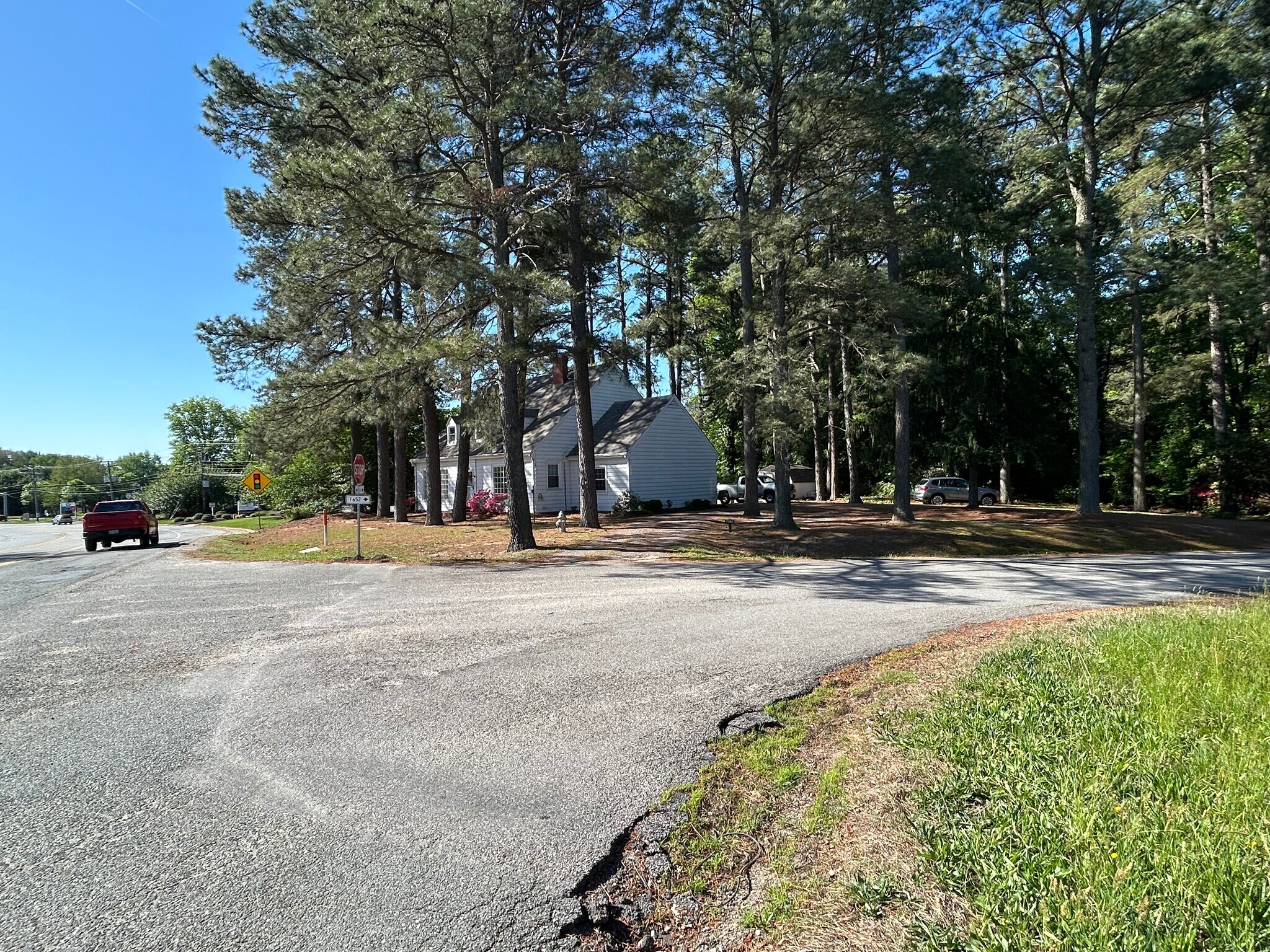 7581 Cold Harbor Rd, Mechanicsville, VA à vendre Photo de l’immeuble– Image 1 sur 2