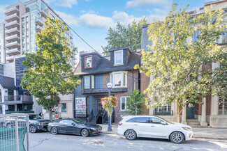 Plus de détails pour 107 Scollard St, Toronto, ON - Bureau à vendre