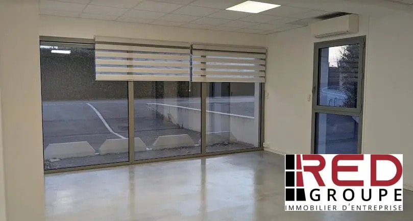 2390 A Route Des Milles, Éguilles à louer - Photo de l’immeuble – Image 1 sur 3