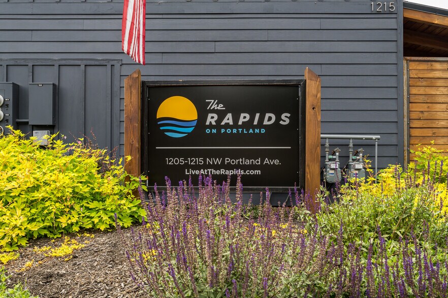 1215 NW Portland Ave, Bend, OR à vendre - Photo de l’immeuble – Image 2 sur 26