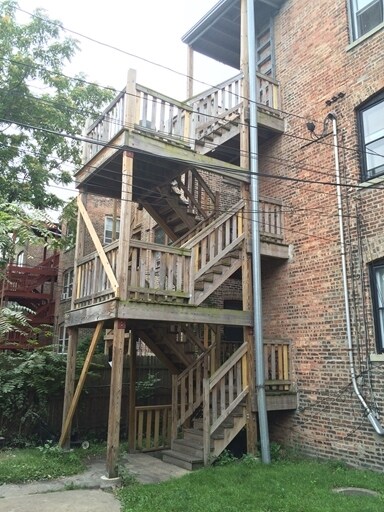 7415 S Chappel Ave, Chicago, IL à vendre - Photo de l’immeuble – Image 2 sur 10