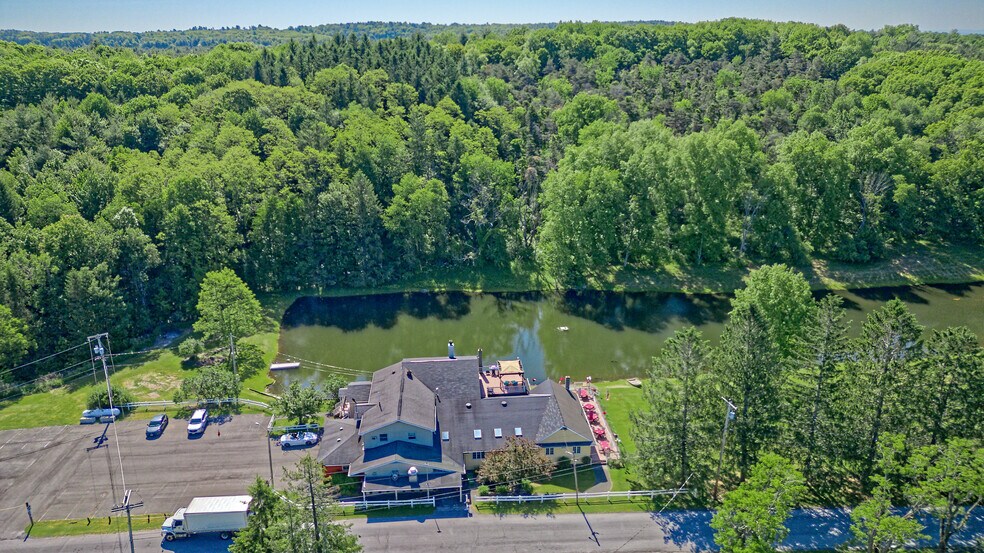160 Creamery Rd, Greenville, NY à vendre - Photo de l’immeuble – Image 2 sur 38