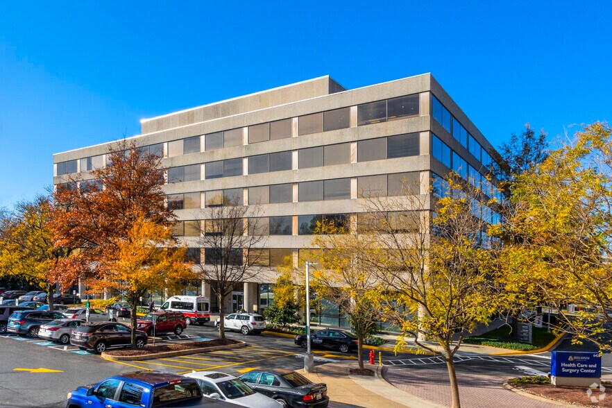 6410 Rockledge Dr, Bethesda, MD à louer - Photo de l’immeuble – Image 2 sur 6