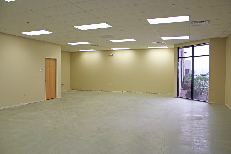 104-116 Greystone Ave, Kansas City, KS à louer - Photo intérieure – Image 2 sur 6