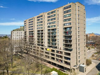 Plus de détails pour 830-840 Av Ernest-Gagnon, Québec, QC - Bureau à louer