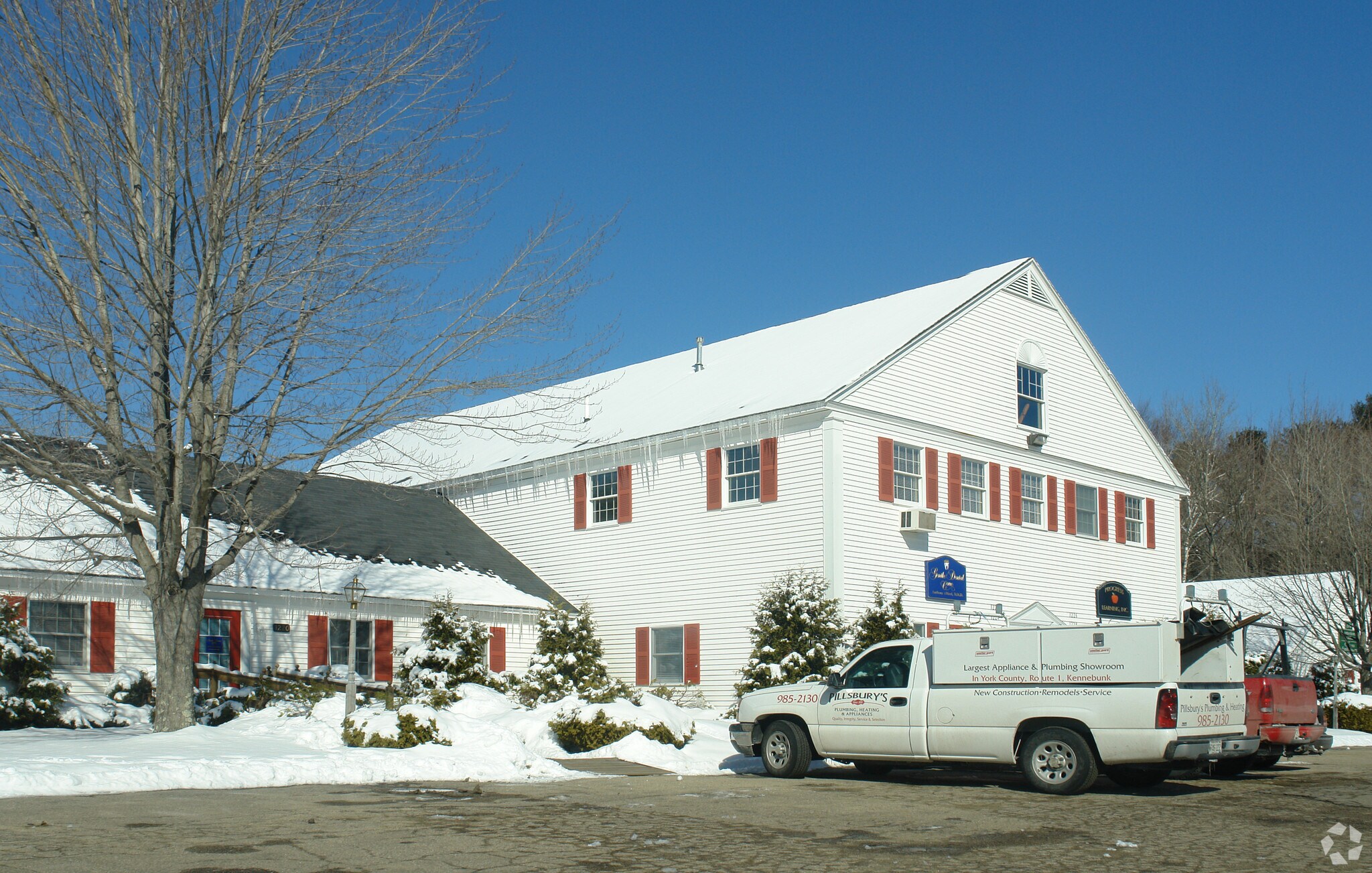 1236 Portland Rd, Arundel, ME à vendre Photo principale– Image 1 sur 30