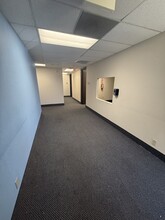 1930 S Alma School Rd, Mesa, AZ à louer Photo intérieure– Image 2 sur 8