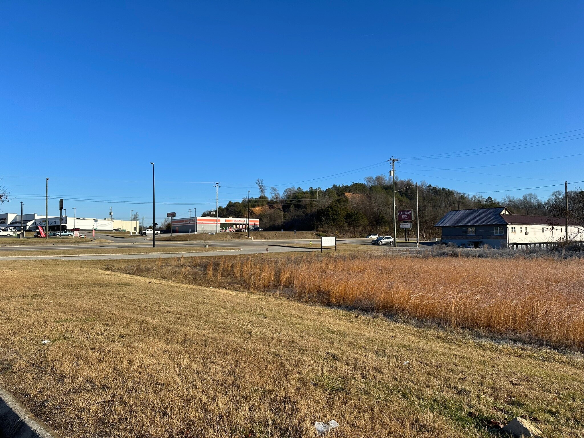 6240 Asheville Highway Hwy, Knoxville, TN à louer Photo principale– Image 1 sur 9