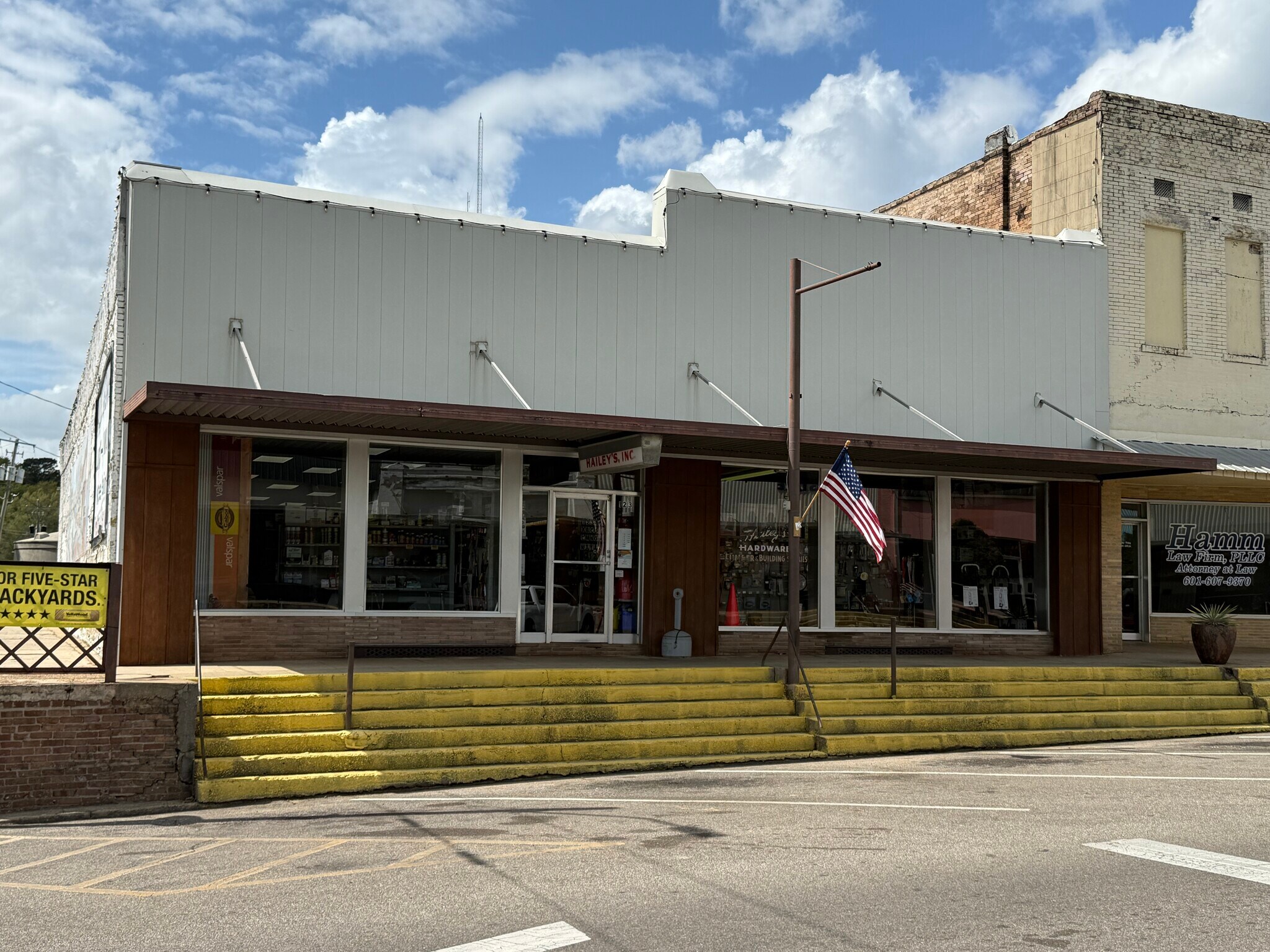 123 S Main St, Newton, MS à vendre Photo principale– Image 1 sur 2